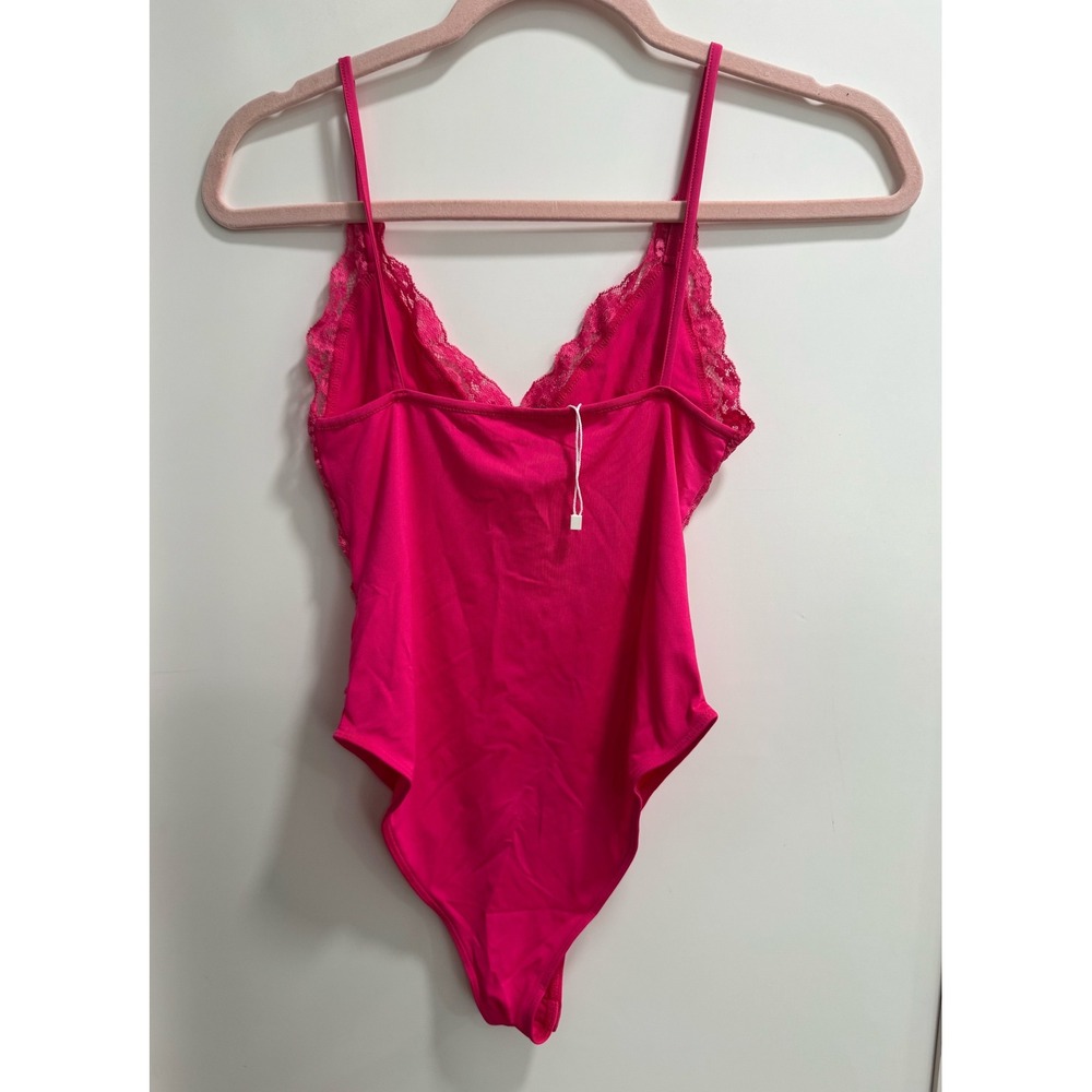 Zara Womens Hot Pink Lace Trim Bodysuit Sleeveless V-Neck Snap Crotch Small New - Picture 2 of 7